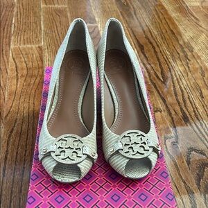 Tory Burch Gold Peep-Toe Heels